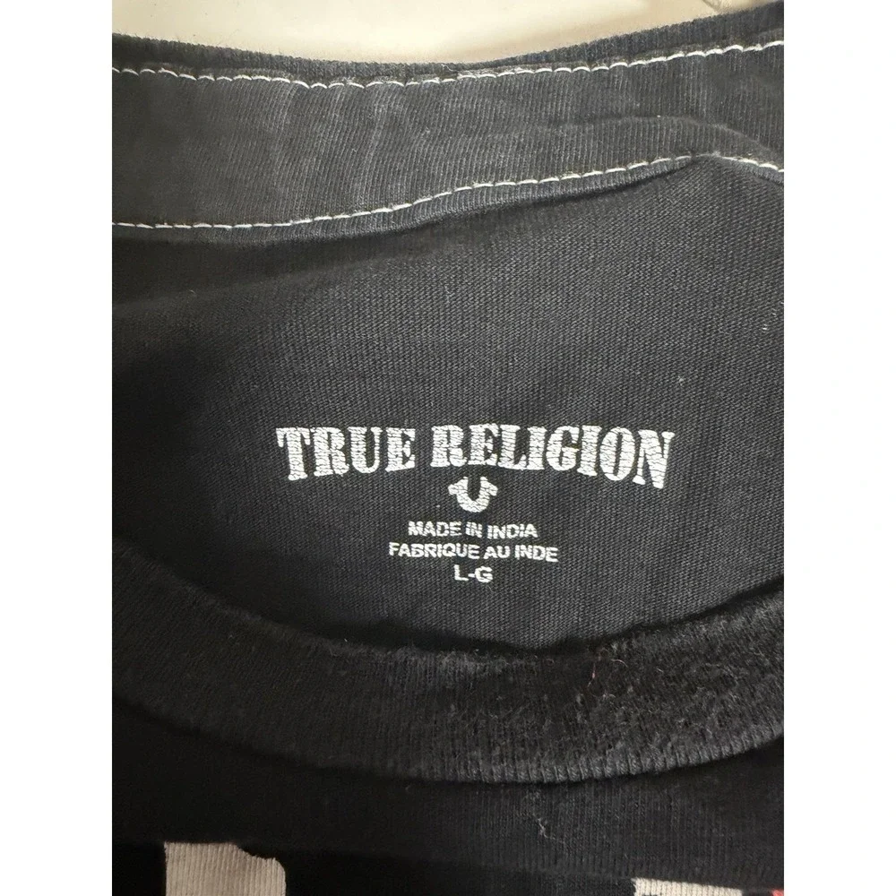True Religion t-shirt features a distinctive 
